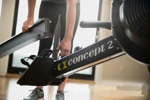 Concept2 RowErg wioślarz powietrzny model D ze standardowymi nogami nowy 4