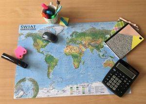 Podkładka na biurko - Świat 1:44 000 000 6