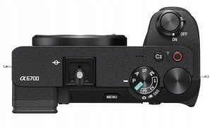 Sony A6700 mikrojarjestelmakamera + 16-50 mm F3.5-5.6 OSS II -objektiivi 4