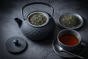 Czajnik żeliwny z zaparzaczem SABI, 1000 ml 6