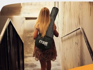 Max Gitara klasyczna 1/4 dla dziecka niebieska SoloArt Max+ akcesoria one size 14