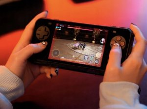 Przenośna konsola Ayaneo Pocket ACE 12GB/256GB 7