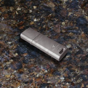 DATALOCKER 64GB DL GO 256BIT/AES XTS USB-STICK FIPS 197 MFA 5