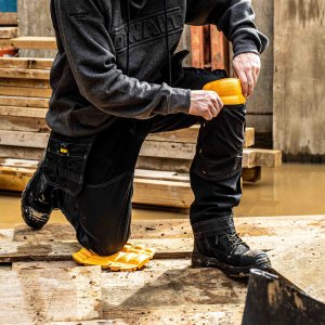 Dewalt Nakolanniki EVA (DWC15-00) 4