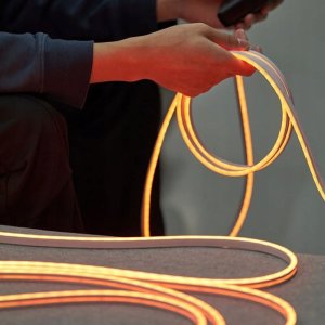 Vention Silicone Neon z pilotem IR i zasilaczem DC 12V 5m 8