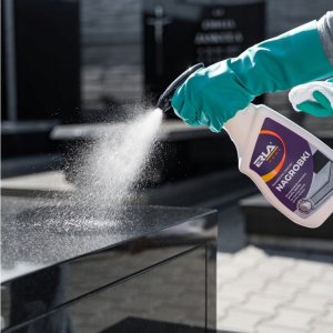 K2 PŁYN DO MYCIA NAGROBKÓW 750ml ERLA 10