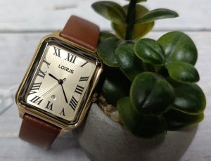 Zegarek Lorus damski RH742BX9 prostokątny . 2