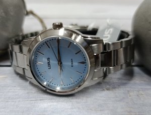 Zegarek Lorus damski RG225YX9 wodoszczelny . 3