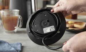 Czajnik Russell Hobbs Brontë czarny czajnik 26750-70 6