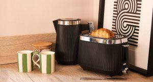 Russell Hobbs Brontë schwarz Toaster 26760-56 5