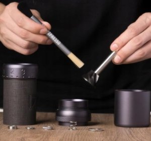 1Zpresso J-Ultra ręczny młynek do kawy żelazny stożkowy mechanizm 40g 3