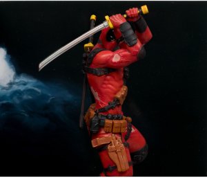 Figurka Mcfarlane  McFarlane Marvel Deadpool Scale Collectible 1:10th 4