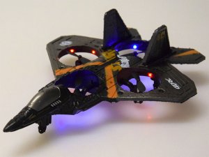 Zdalnie sterowany Dron myśliwiec Raptor świecący quadcopter RC0726 SR EDUKAMP 10