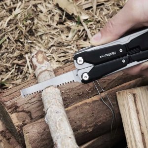 Multitool NexTool W4 11w1 z kluczem nastawnym typu francuz 10