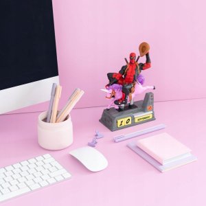 Marvel Deadpool 3D Perpetual Calendar Figurka 17 cm 6