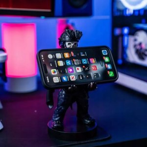 Zombie Podstawka na Telefon/Pada Call of Duty - Warzone Ghost 6