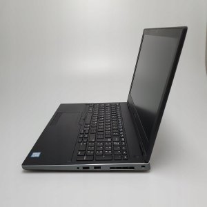 Laptop Dell Precision 7530 FHD | i5-8400H 16GB 256GB NVMe | Windows 11 2