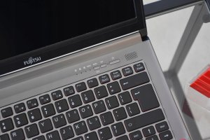 Laptop poleasingowy Fujitsu Laptop Fujitsu Lifebook E744 FHD | i7-4600M 16GB 240GB SSD | Windows 10 3