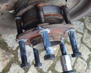 Zestaw narzędzi do wymiany łożysk, ściągacz łożysk piasty koła 28el. (Citroen, Opel, Peugeot, Toyota) 7