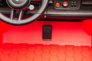 Czerwone Porsche Taycan Turbo S Licencjonowane Autko na Akumulator dla Dzieci EDUKAMP 25