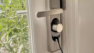 Zestaw bateryjny do inteligentnego zamka LOQED 2