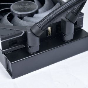 Chłodzenie wodne Lian Li Galahad II LCD 280 TL Wireless (GA2ALCD28TLB) 11