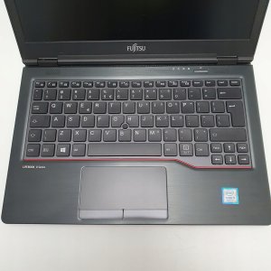 Fujitsu Lifebook U729 i5-8250U 16GB 256SSD M.2 W11 9