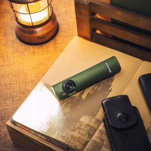 Latarka OLIGHT  Latarka Arkfeld Pro Class 1 OD zielona CW 8