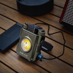 Fenix Latarka kempingowa CL27R niebieska 4