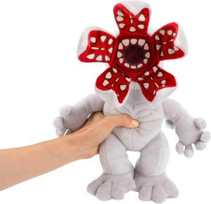 STRANGER THINGS FEATURE PLUSH DEMOGORGON 6