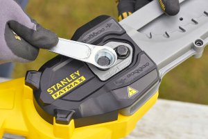 Sekator Stanley SFMCPS515B-XJ gąsienicowy 11