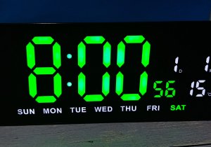 JVD Zegar sieciowy LED DH3604.2 cyfry 10 cm, termometr, budzik, wersja angielska 4