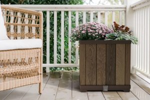 Skrzynia ogrodowa Keter Donica ogrodowy Deco Square Planter kwadratowy 45,5x45,5x45,5 cm ciemny brązowy 5