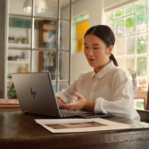 Laptop HP Laptop 2w1 Envy x360 14-fc0036ne / A0PV9EA / Core Ultra 7 / 16GB / SSD 1TB / Intel Graphics / 3K / OLED / Win 11 10