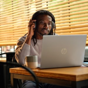 Laptop 16-ag0034nw / A01G1EA / Ryzen 7 / 16GB / 1TB / AMD Radeon / 2k / Dotyk / Win 11 / Szary 8