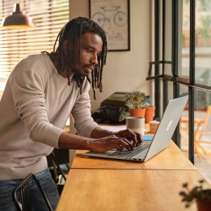 Laptop 16-ag0034nw / A01G1EA / Ryzen 7 / 16GB / 1TB / AMD Radeon / 2k / Dotyk / Win 11 / Szary 9