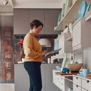 Laptop HP Laptop x360 EliteBook 1040 G10 / BR4S8E8 / Intel i5-13 / 16GB / 1TB / Intel Iris Xe / WUXGA / Dotyk / Win 11 Pro / Srebrny 9