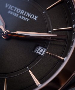 Zegarek Victorinox Alliance 241913 2