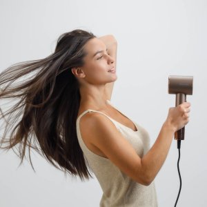 SUSZARKA DO WŁOSÓW Z JONIZACJĄ Taurus Digital Force Protect Plus 1600W 9