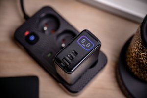 Ładowarka sieciowa Newell GaN 100 W TFT - EU 15