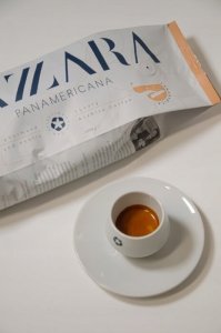 Kawa ziarnista Bazzara Kawa ziarnista Luxury Blend Panamericana 1kg 2