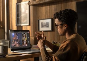 Laptop HP Laptop OmniBook 7 17-DC / B93R4UA / Ultra 7 / 32GB / 1TB / RTX 4050 / FullHD / Dotyk / Win 11 Pro / srebrny 9