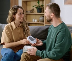 Ciśnieniomierz B.Well CIŚNIENIOMIERZ NARAMIENNY AUTOMATYCZNY AFIB Migotanie Przedsionków 9