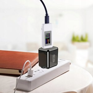 WOLTOMIERZ CYFROWY USB MIERNIK TESTER NAPIĘCIA AMPEROMIERZ WATOMIERZ LCD 11