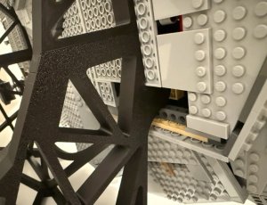 Podstawka dedykowana do LEGO Star Wars 75198 / Sokół Millennium 6