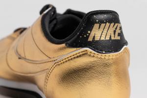 Nike Buty damskie Classic Cortez Leather SE złote r. 39 (902854 700-S) 5