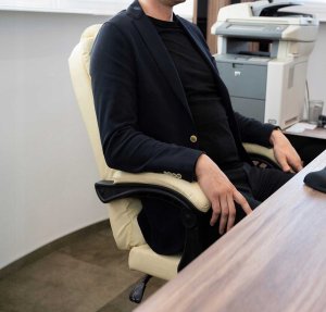 Krzesło biurowe Pako Fotel biurowy z podnóżkiem biały 15