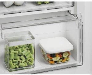 Lodówka Electrolux Chłodziarko-zamrażarka BI ENS3SE18S 3