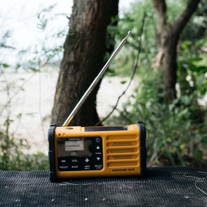 Radio Sangean MMR-88 DAB+ (USB-C) żółty awaryjny korba słoneczny Radio 4