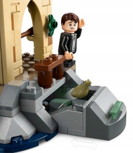 LEGO 76426 - Harry Potter - Dom na wodzie przy Hogwarcie 6